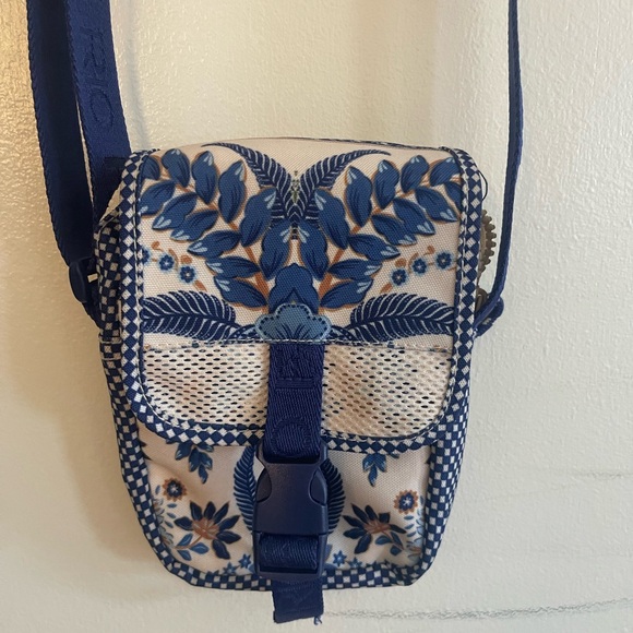 Farm Rio Blue Patterned Women's Bag - Picture 1 of 6